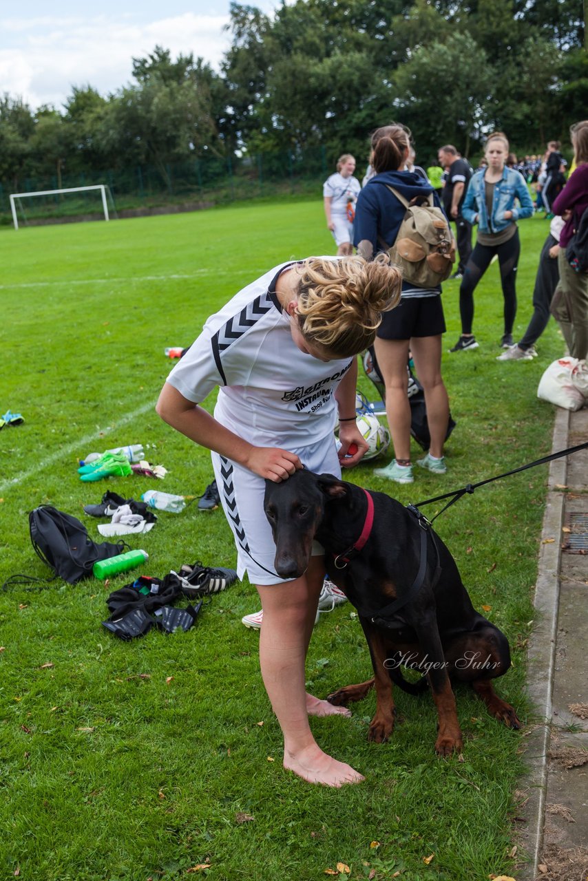 Bild 343 - Frauen SV Henstedt Ulzburg 3 - Bramfeld 3 : Ergebnis: 5:1